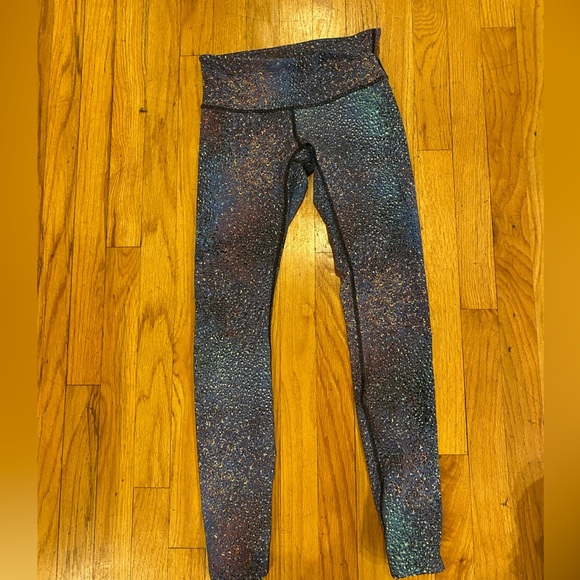 Lululemon wunderunder leggings size 0 galaxy splatter print, gently used - Picture 2 of 5